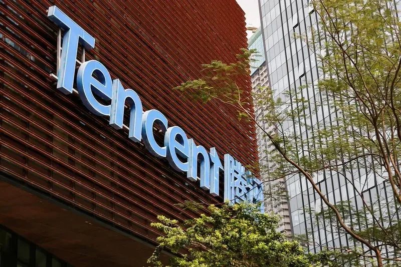 联合早报报道微信零点击漏洞时使用的腾讯总部新闻照片